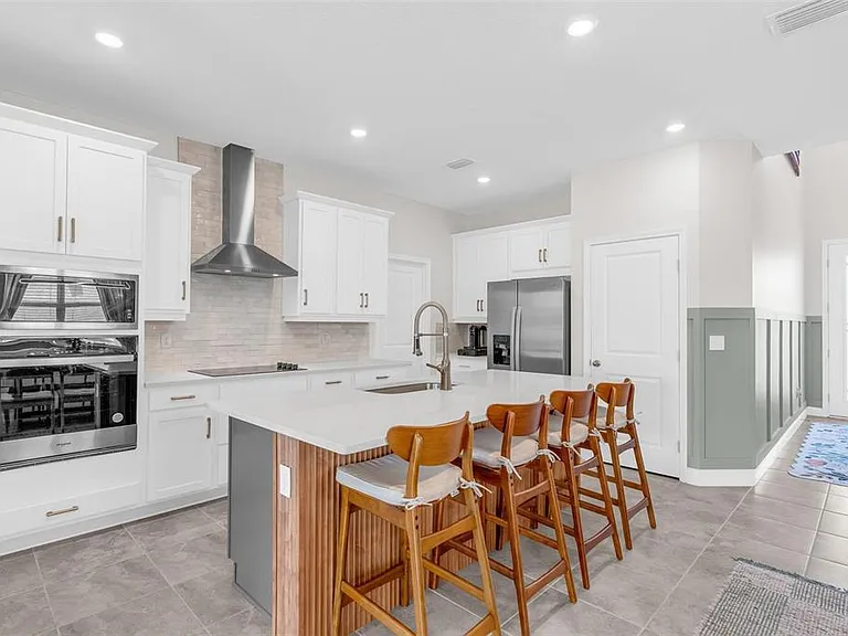2019 Sunshine Peak Dr — Photo 8