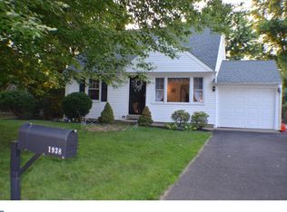 1938 Coolidge Ave, Willow Grove, PA 19090