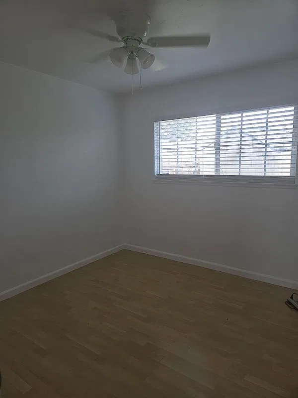 3 bed, 1.5 bath, 1024 sqft, $3,350 — Photo 2