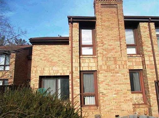 4th image of 327 Willowbrook Dr