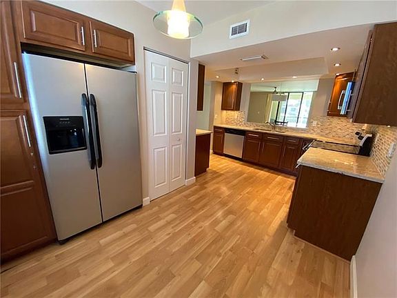 3rd image of 7365 NW 18th St APT 202