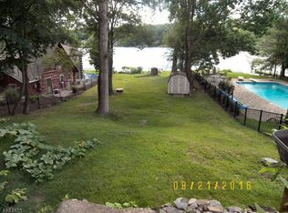 251 Bearfort Rd, West Milford, NJ 07480