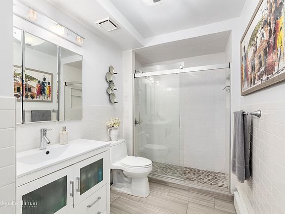 5th image of 7937 Seaview Ave APT 2