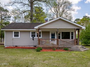 121 Venus Rd, Jacksonville, NC 28546