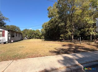812 Gravel St, San Marcos, TX 78666