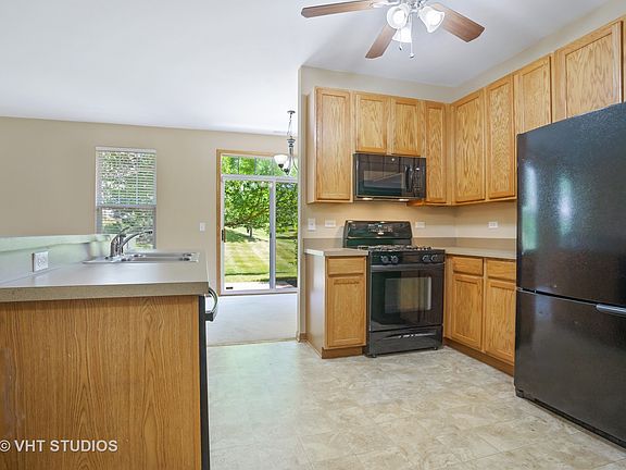 5th image of 1982 Cobblestone Dr Unit 1982