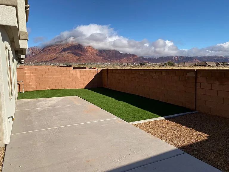663 S Malorie Way — Photo 37