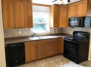 22415 57th Ave #1, Oakland Gardens, NY 11364