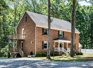 9821 S Genito Rd, Amelia Court House, VA 23002