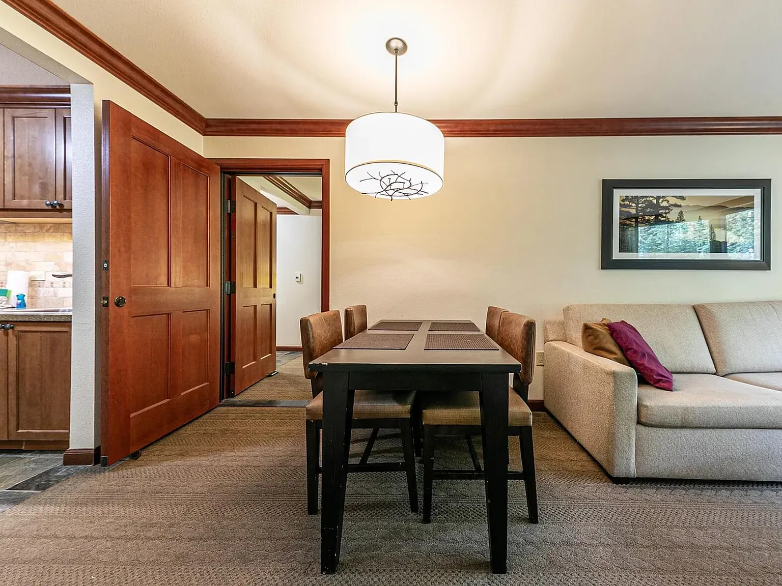 2 bed, 985 sqft, $15,000 — Photo 3