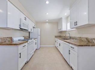 1271 E 7th St APT 12, Long Beach, CA 90813