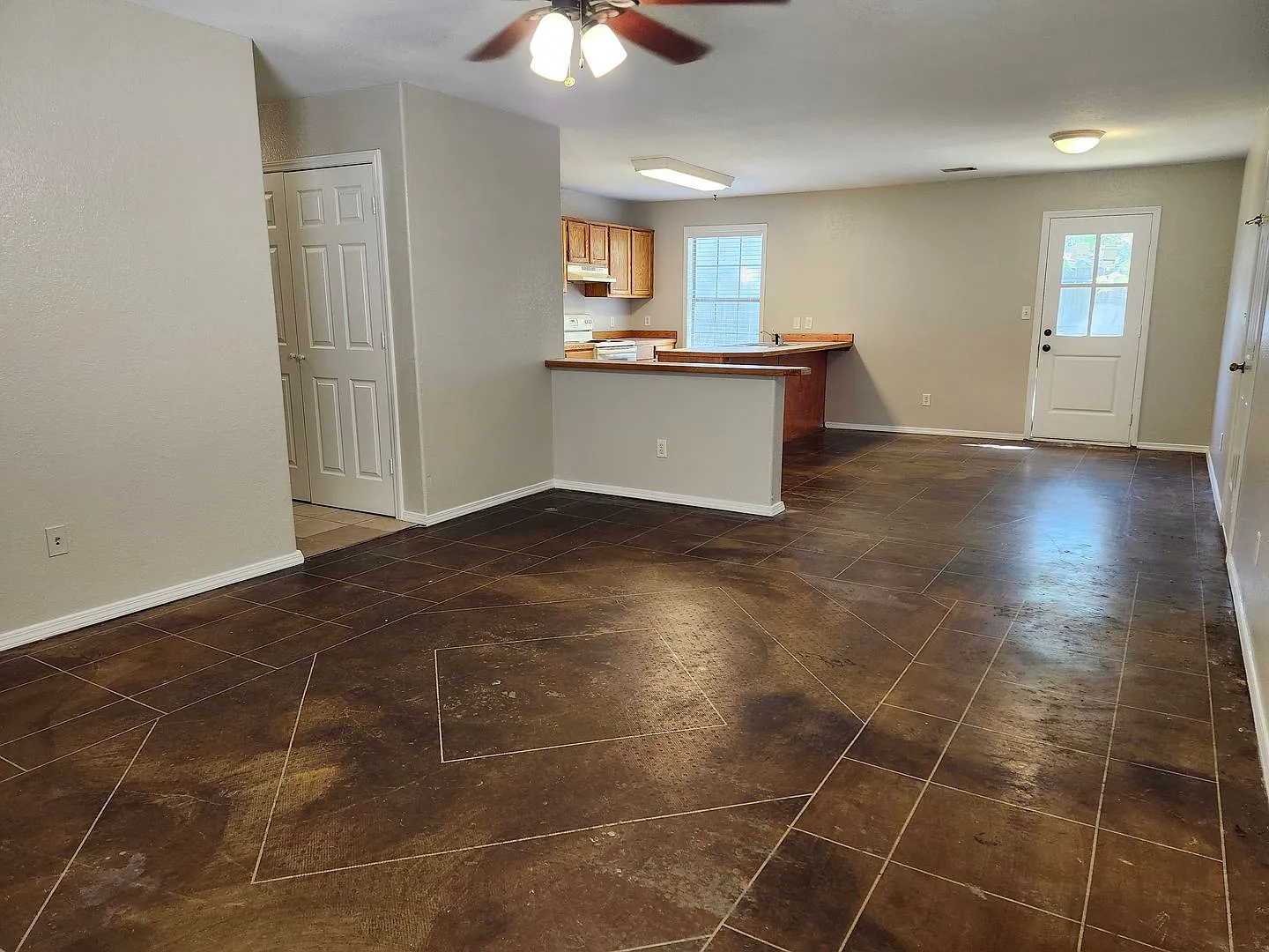 3b/2b House — Photo 4