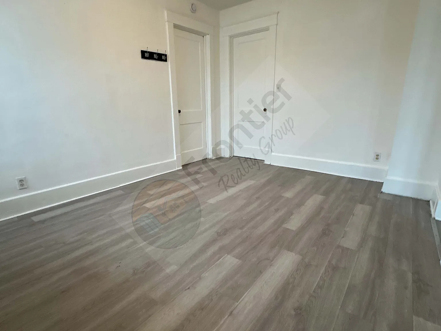 2 bed, 750 sqft, $900 — Photo 4