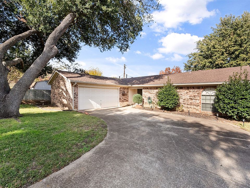 1st image of 4609 Elkwood Ln