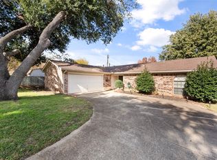 4609 Elkwood Ln, Arlington, TX 76016