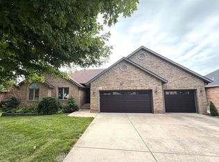 5218 S Gary Ct, Springfield, MO 65810