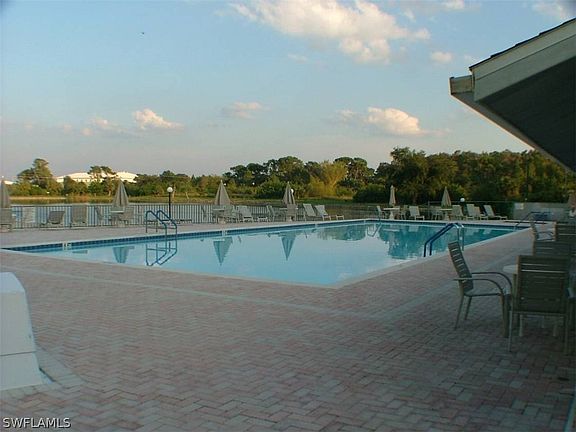 5th image of 4781 Lakeside Club Blvd APT 14-F2