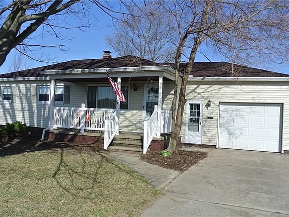 2nd image of 2905 Loretta Ct