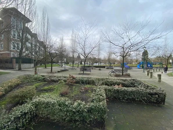 5380 Oben St #1508, Vancouver, BC V5R 6H7