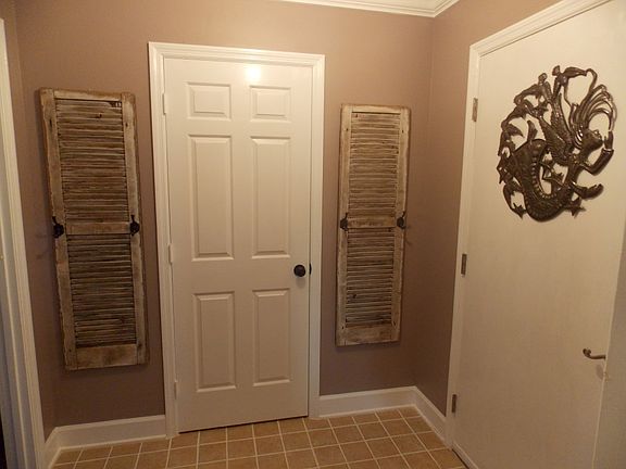 3rd image of 2200 Cottage Pl