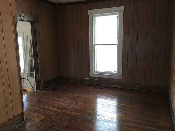 4th image of 535 W Pearl St