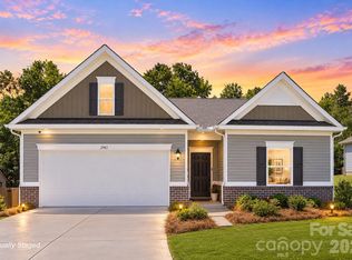 2943 Parkwest Dr, Albemarle, NC 28001