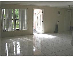 5th image of 7501 NW 21st Ct