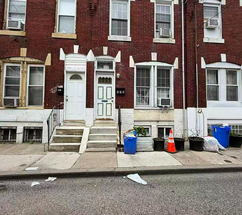 1st image of 628 Durfor St