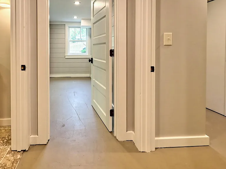 493 Valley St — Photo 43