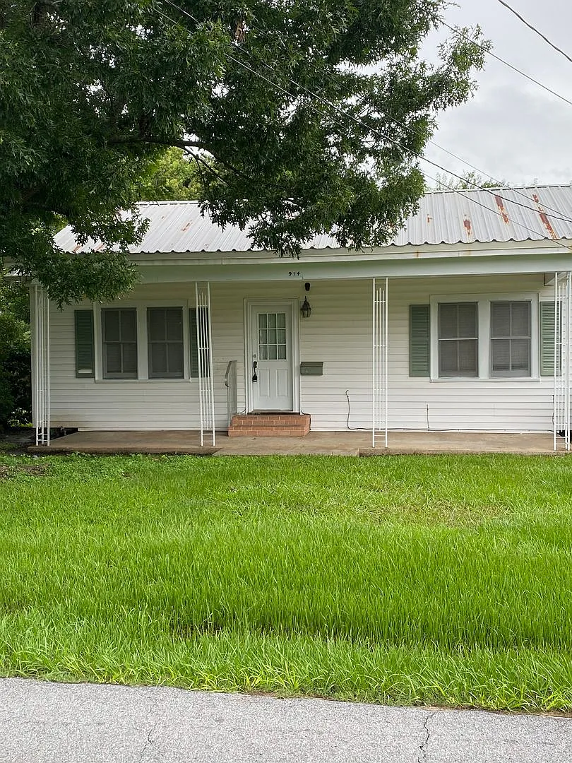 Building Photo - 914 Saint Patrick St