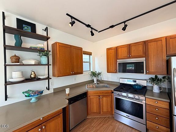 4th image of 2865 Cottage Ln