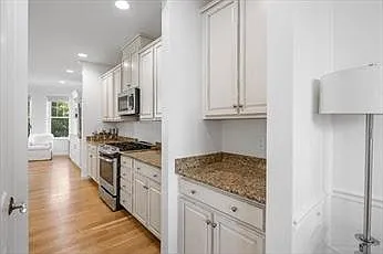 119 Halsted Dr #1002 — Photo 8