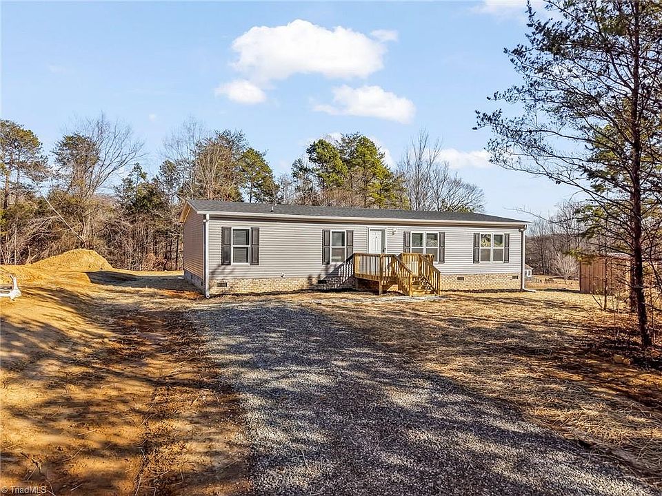 1st image of 220 Old Thomasville Rd
