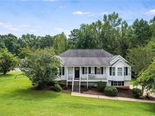 1020 Mustang Dr, Dallas, GA 30157