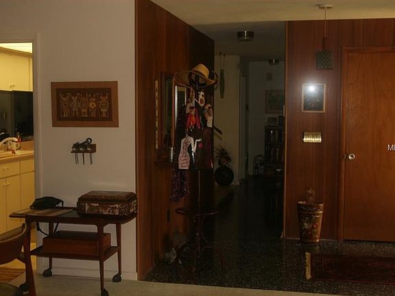5th image of 1376 Ambassador Dr