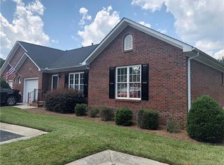 578 Queen Brogan Ct, Gastonia, NC 28054