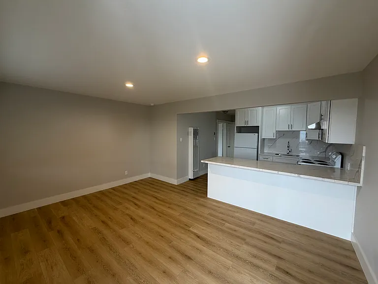 841 Solano Ave #8 — Photo 14