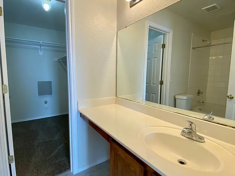 11215 Dublin Trce — Photo 19