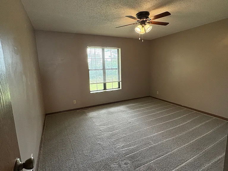 412 S Thompson St #A — Photo 14