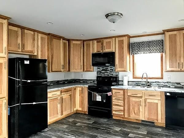 2nd image of 118 Nijal Ct