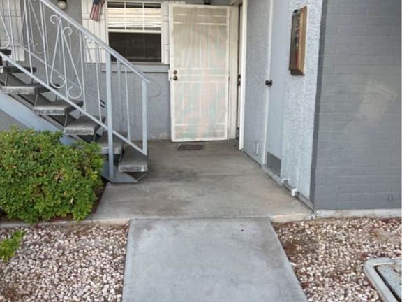 4th image of 3823 S Maryland Pkwy Unit S2
