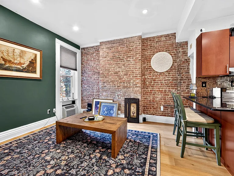 1214 Washington St #2 — Photo 5