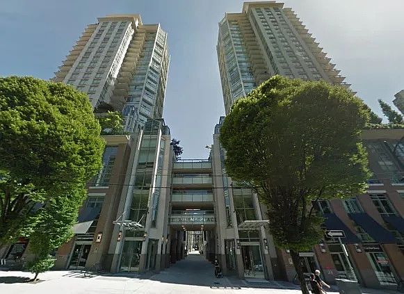 1st image of 565 Smithe St #1207