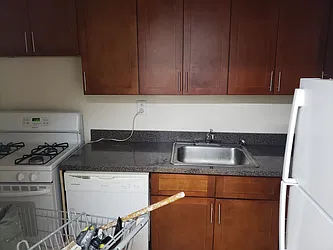 Rented by Mahzari Realty Inc