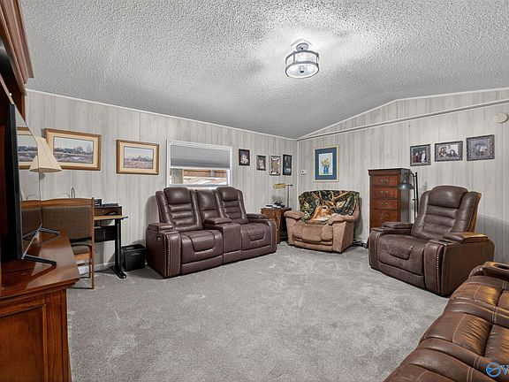 2nd image of 118 Long Dr