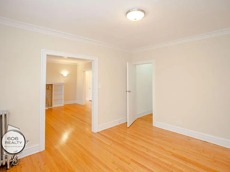 1301 N Ridgeland Ave — Photo 17
