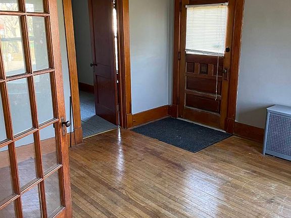 5th image of 94 W Abbott Grove Ave