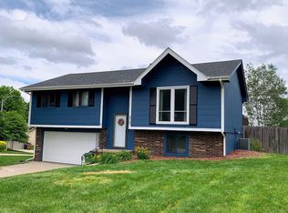 9707 S 9th Ave, Bellevue, NE 68123