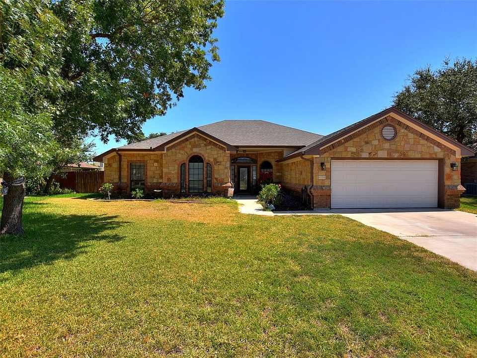 1st image of 6208 Flag Stone Dr