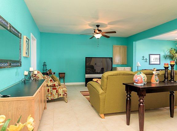 5th image of 1822 N Shore Dr